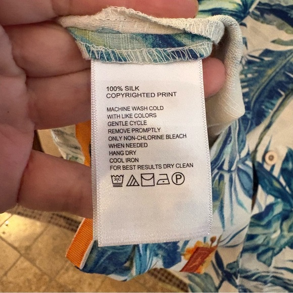 Tommy Bahama Men Blue and Orange 100% Silk Hawaiian Buttoned Shirt Size Large - Picture 5 of 6